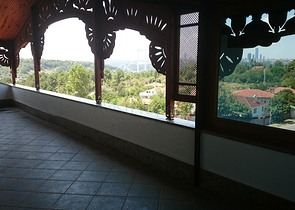 Традиционный турецкий дом с видом на Босфор 