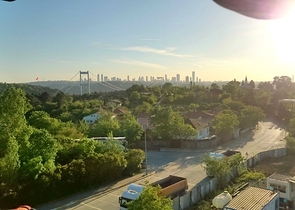 Традиционный турецкий дом с видом на Босфор 