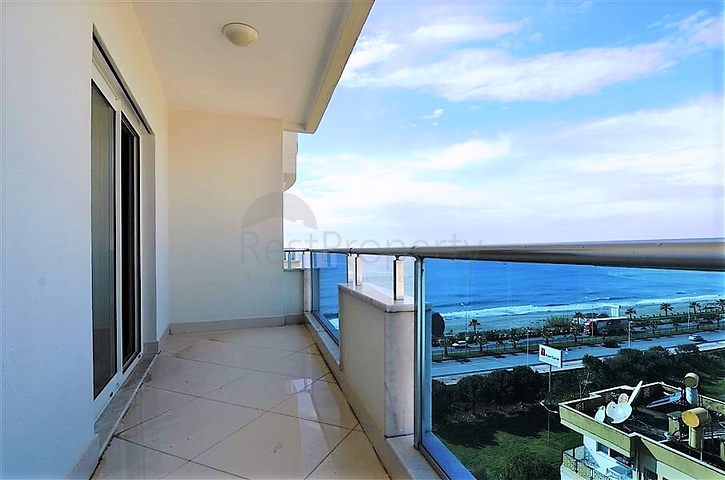 Меблированная квартира с видом на море в Махмутларе