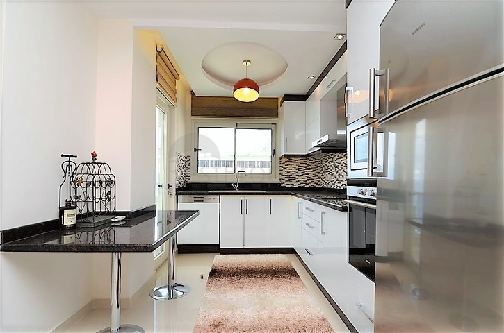 Меблированная квартира с видом на море в Махмутларе