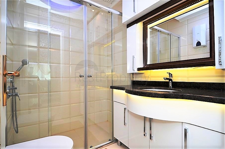 Меблированная квартира с видом на море в Махмутларе