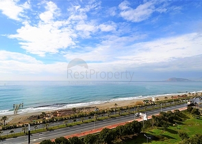 Меблированная квартира с видом на море в Махмутларе