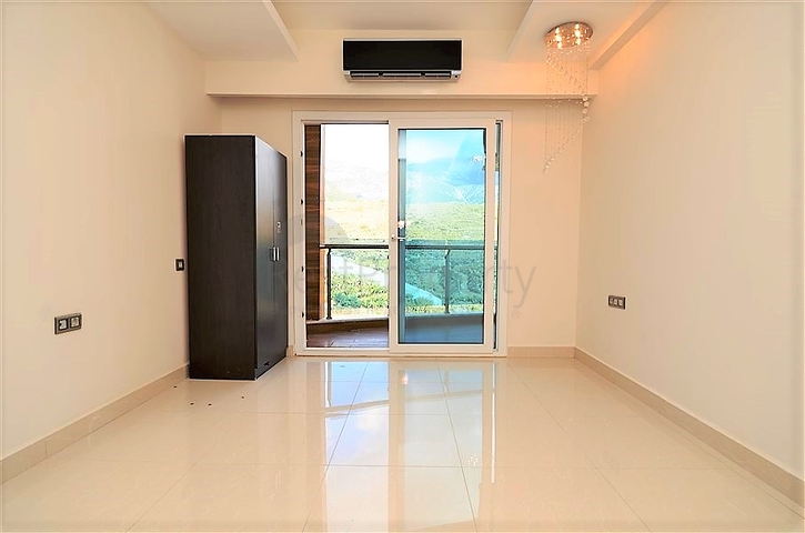 Большая квартира для всей семьи в районе Махмутлар