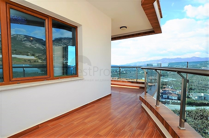 Большая квартира для всей семьи в районе Махмутлар