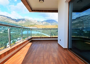 Большая квартира для всей семьи в районе Махмутлар