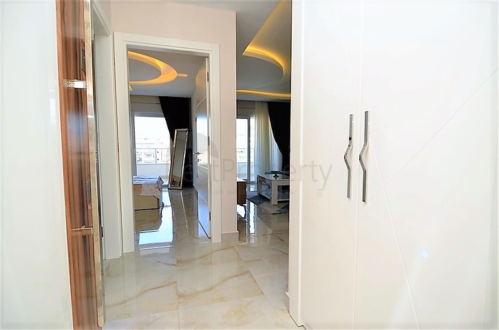 Квартира планировки 1+1 с видом на море в Кестеле