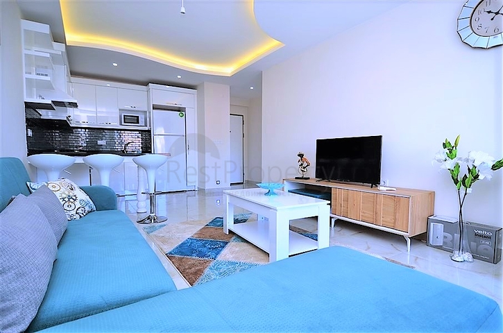 Квартира планировки 1+1 с видом на море в Кестеле