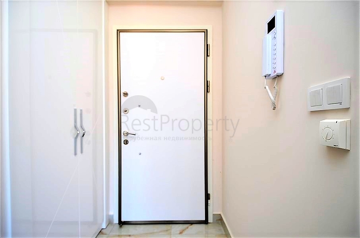 Квартира планировки 1+1 с видом на море в Кестеле