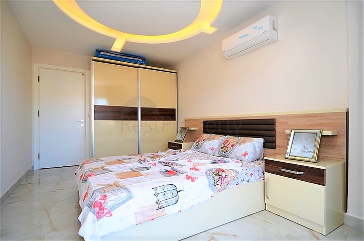 Квартира планировки 1+1 с видом на море в Кестеле