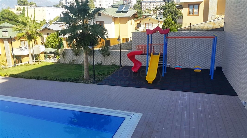 Квартира планировки 1+1 с видом на море в Кестеле