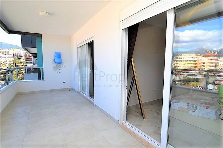 Квартира планировки 1+1 с видом на море в Кестеле