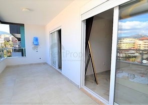 Квартира планировки 1+1 с видом на море в Кестеле