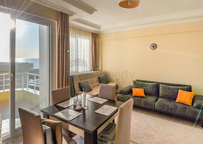 Меблированная квартира с одной спальной комнатой в Демирташе