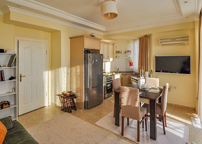 Меблированная квартира с одной спальной комнатой в Демирташе