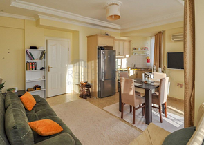 Меблированная квартира с одной спальной комнатой в Демирташе