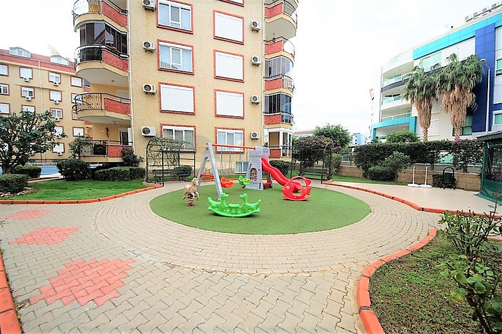 Квартира с двумя спальными комнатами в центре района Оба