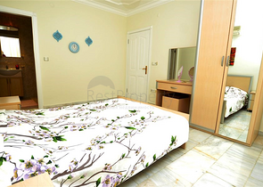 Трехкомнатная квартира с мебелью в жилом комплексе района Оба