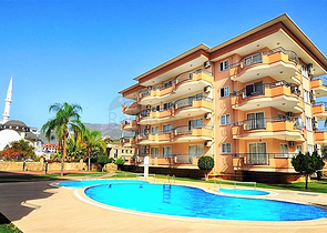 Трехкомнатная квартира с мебелью в жилом комплексе района Оба