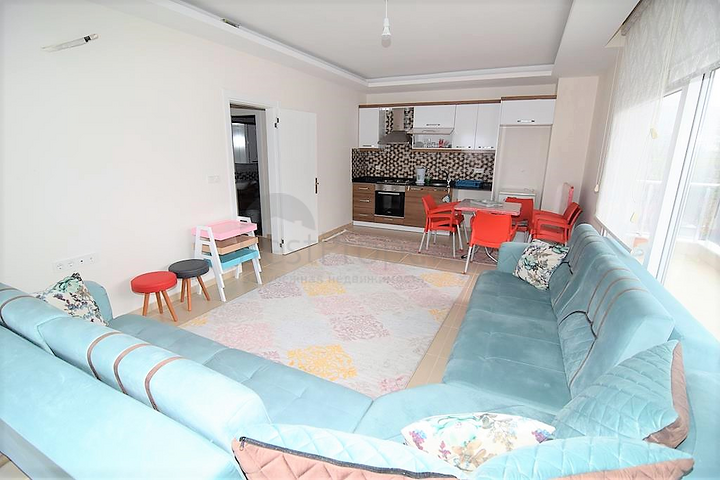 Просторная квартира с одной спальней в Махмутларе