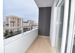 Просторная квартира с одной спальней в Махмутларе