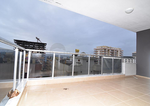 Просторная квартира с одной спальней в Махмутларе