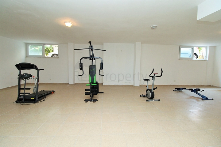 Двухкомнатная квартира с мебелью в Махмутларе