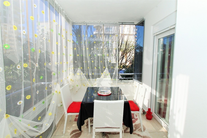 Двухкомнатная квартира с мебелью в Махмутларе