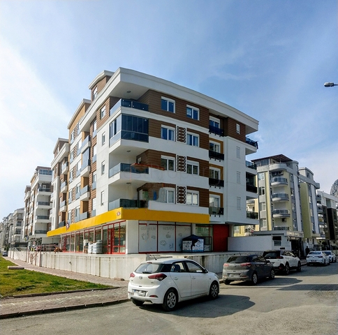 Квартира 2+1 в комплексе в Хурме Коньяалты рядом с парком