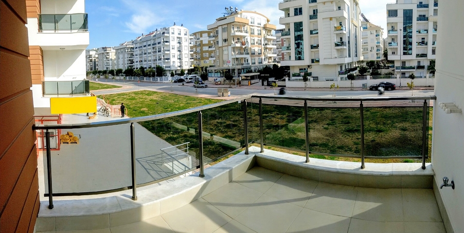 Квартира 2+1 в комплексе в Хурме Коньяалты рядом с парком