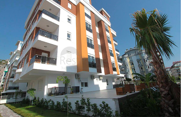 Квартира 2+1 в комплексе в Хурме Коньяалты рядом с парком