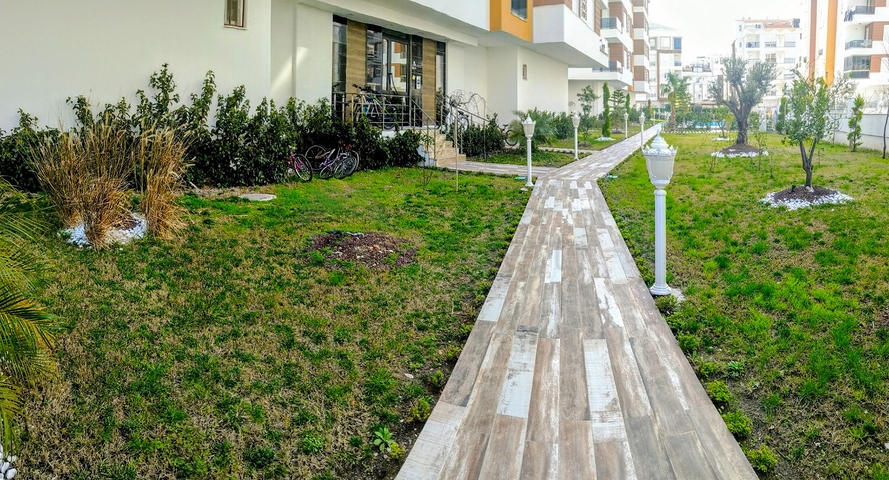 Квартира 2+1 в комплексе в Хурме Коньяалты рядом с парком