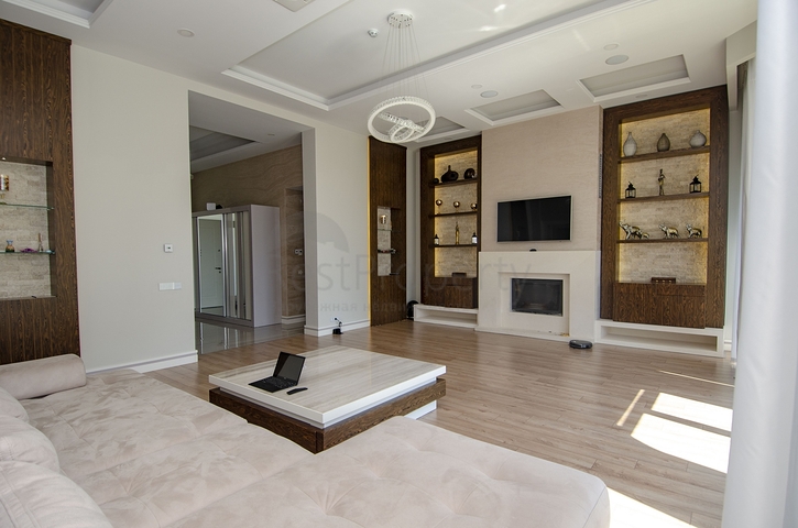 Элитная вилла 4+1 с мебелью в Дошемеальты Анталья