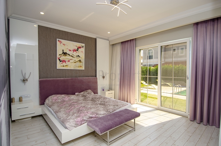 Элитная вилла 4+1 с мебелью в Дошемеальты Анталья