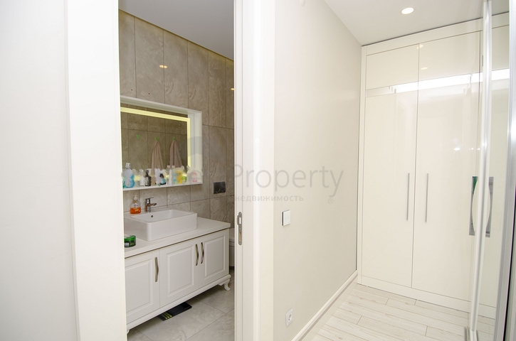 Элитная вилла 4+1 с мебелью в Дошемеальты Анталья