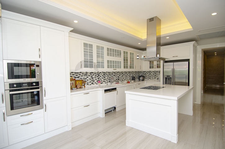 Элитная вилла 4+1 с мебелью в Дошемеальты Анталья