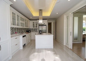 Элитная вилла 4+1 с мебелью в Дошемеальты Анталья