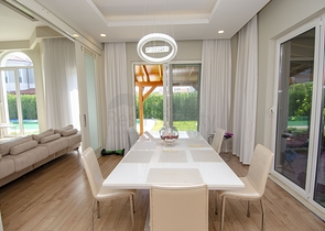 Элитная вилла 4+1 с мебелью в Дошемеальты Анталья