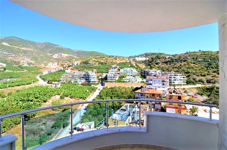 Квартира с тремя спальнями в районе Джикджилли