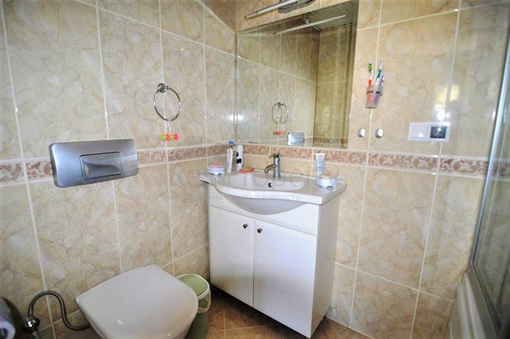 Квартира с тремя спальнями в районе Джикджилли