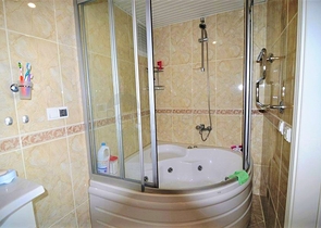 Квартира с тремя спальнями в районе Джикджилли