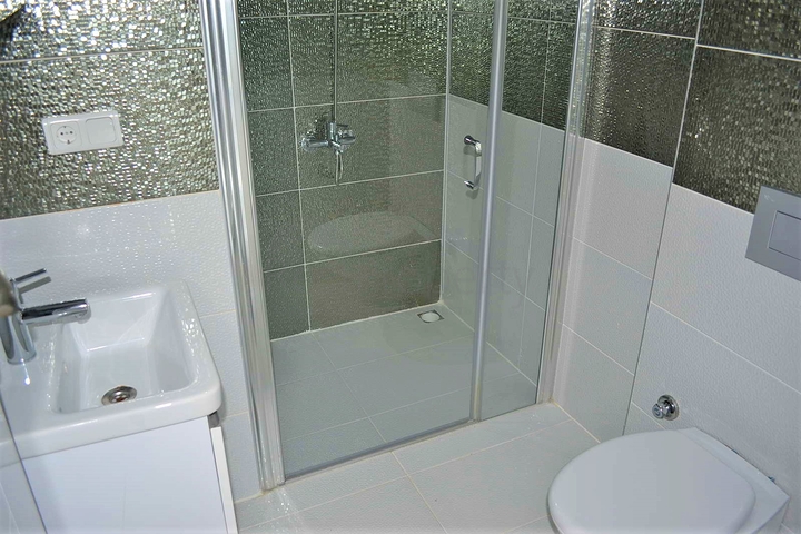 Четырехкомнатная квартира в шаговой доступности от моря