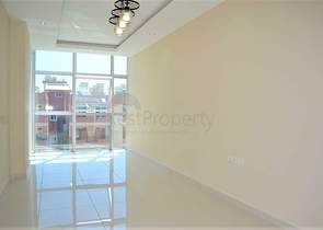 Четырехкомнатная квартира в шаговой доступности от моря