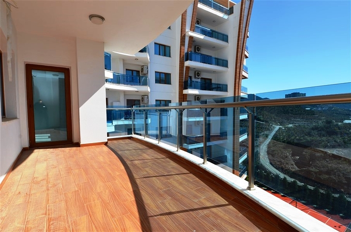 Квартира с двумя спальными комнатами в районе Махмутлар