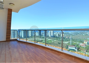 Двухкомнатная квартира с видом на море в Махмутларе