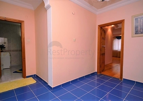 Большая вилла в шаговой доступности от моря в Кестеле