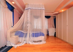 Большая вилла в шаговой доступности от моря в Кестеле