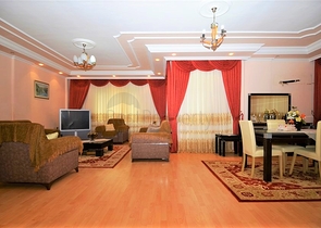 Большая вилла в шаговой доступности от моря в Кестеле