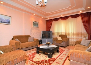 Большая вилла в шаговой доступности от моря в Кестеле