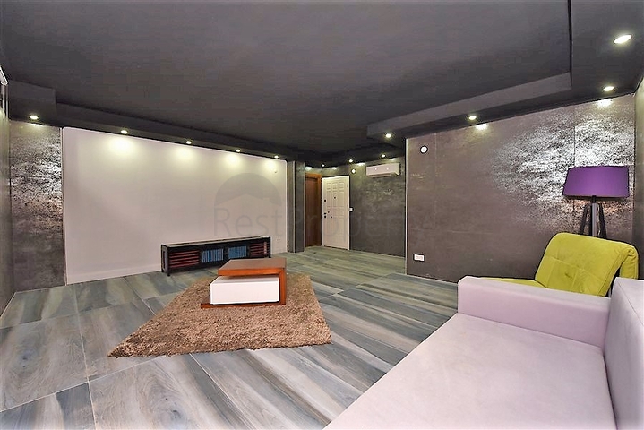 Отдельностоящая вилла с видом на крепость в центре Алании