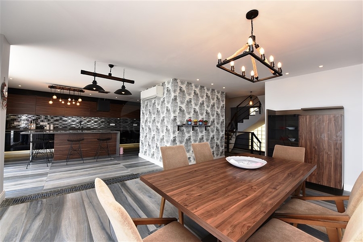 Отдельностоящая вилла с видом на крепость в центре Алании